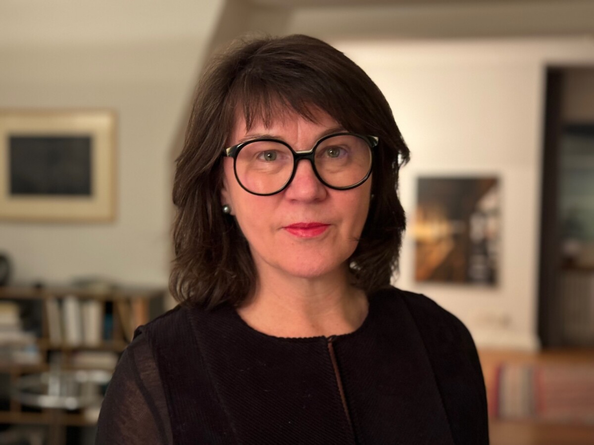 Zugreise Rovos 2026 Portraitbild von Cristina Karrer - Fachreferentin auf der Bahnreise durch Afrika.